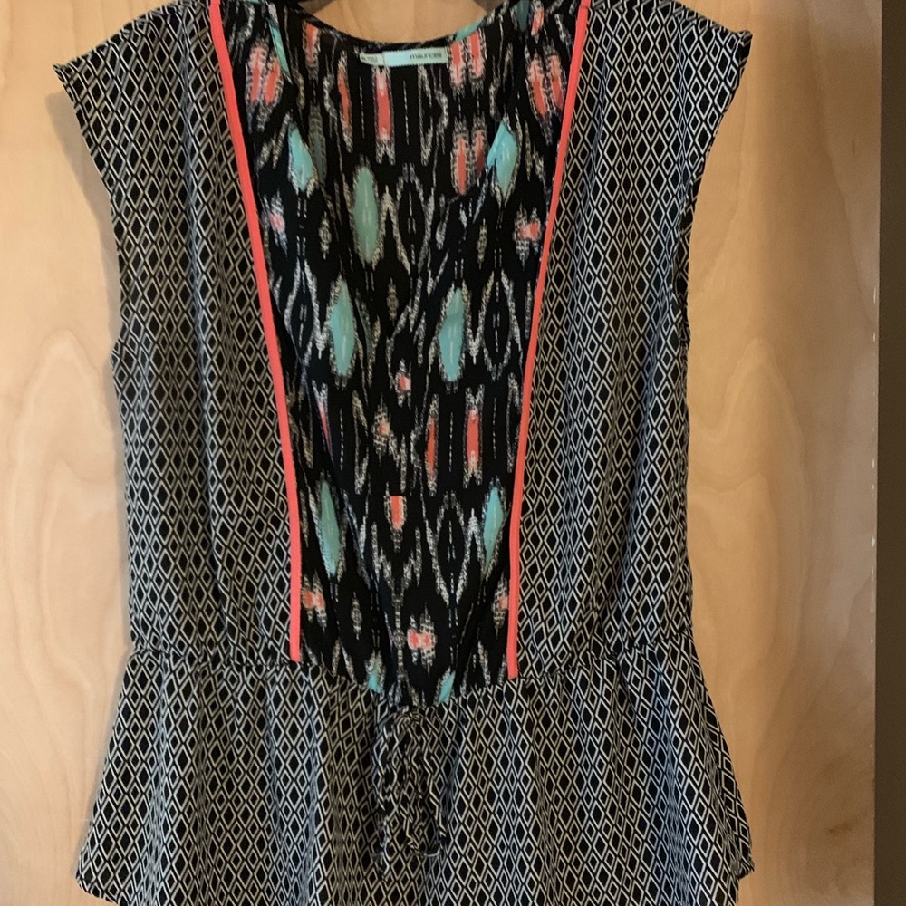 Maurice’s XL top